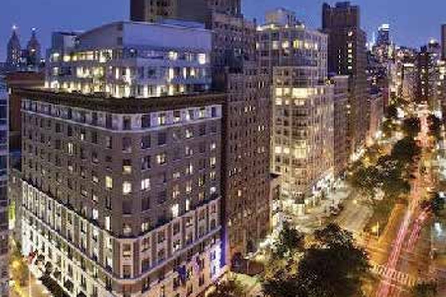 Arthouse Hotel New York on the Upper West Side at dusk